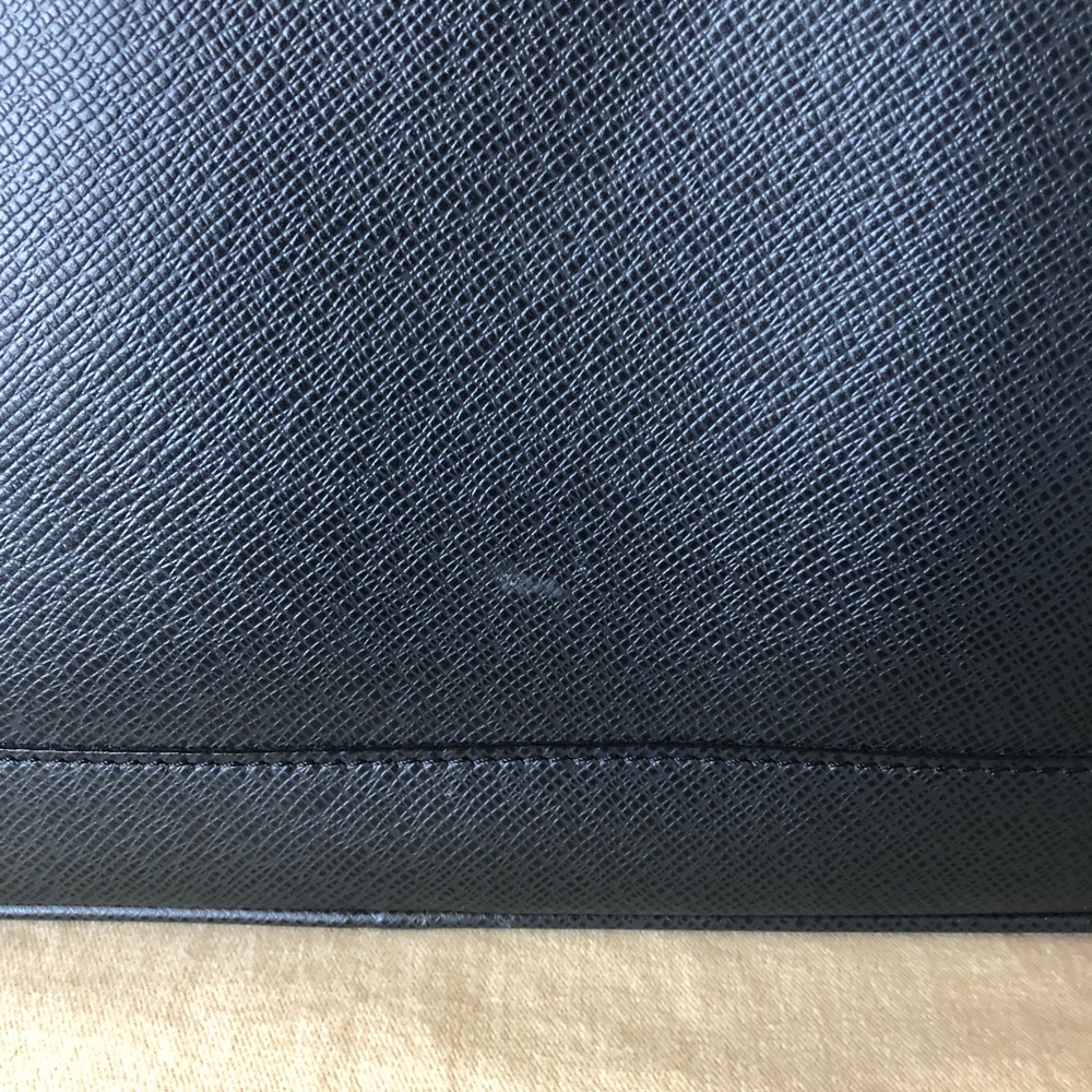 Authentic LV briefcase laptop bag - Picture 8 of 8